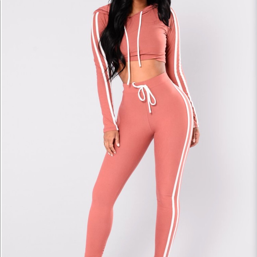 Fashion Nova - Tennis Court II set